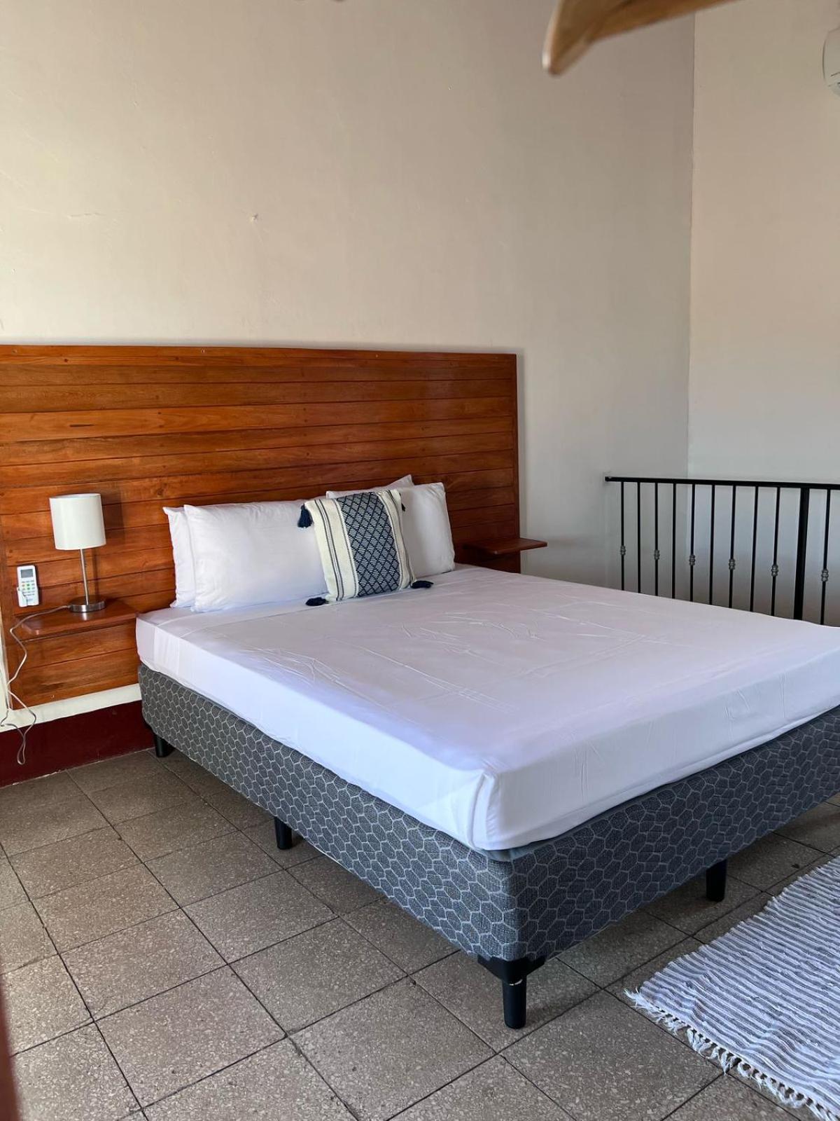 Hotel Al Sole Леон Екстер'єр фото